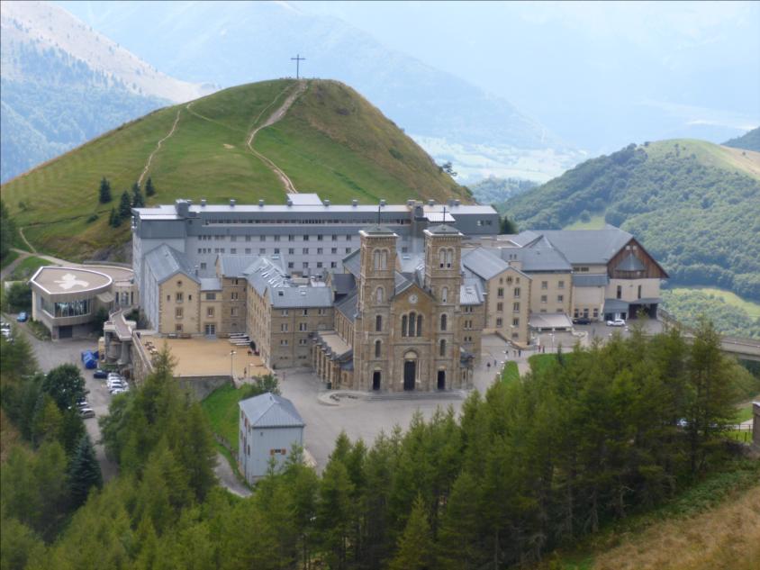 9 Sanctuaire de la Salette